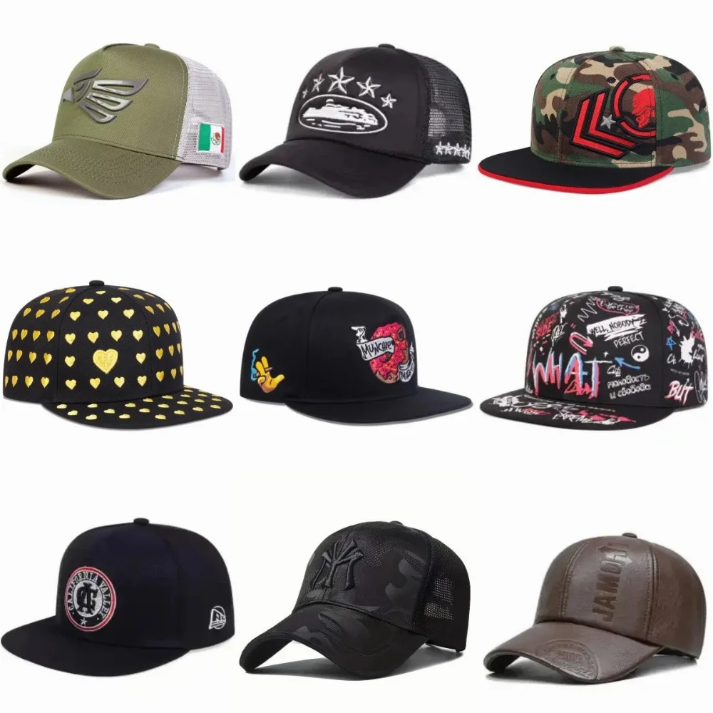 New Era Black cap with gold embroidered hearts pattern flat brim