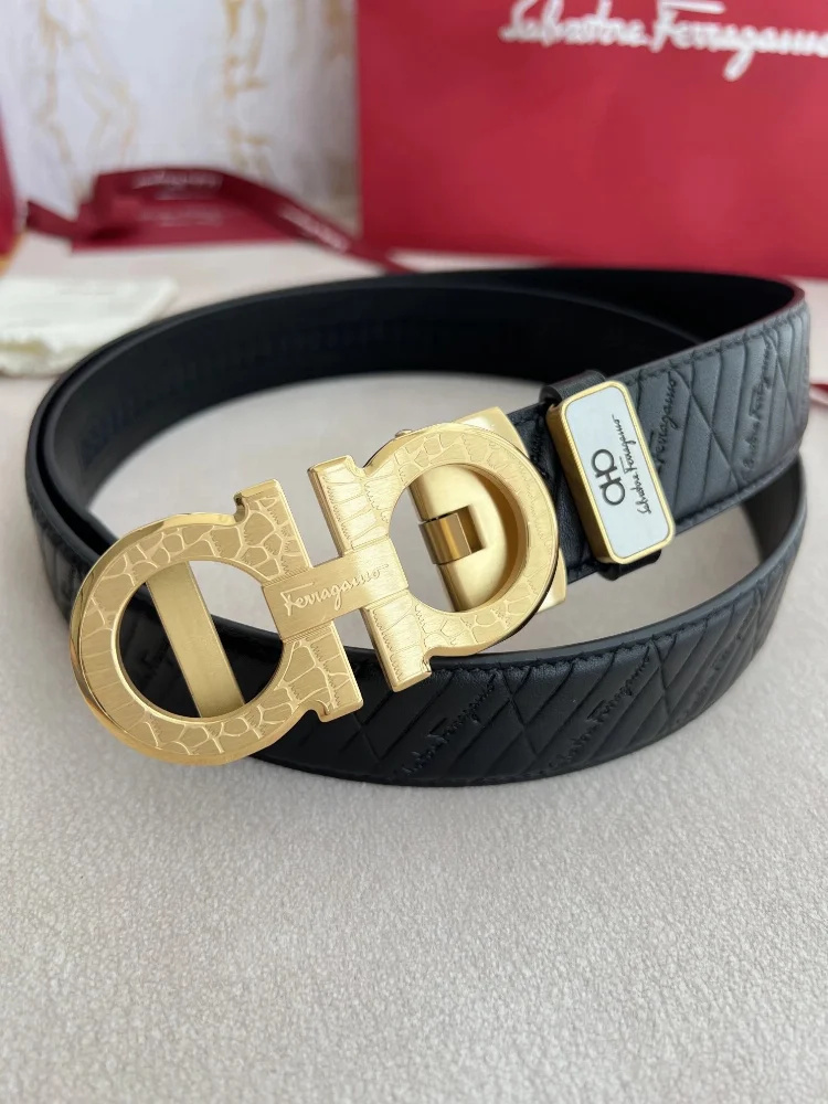 Salvatore Ferragamo Gancini Buckle Leather Belt