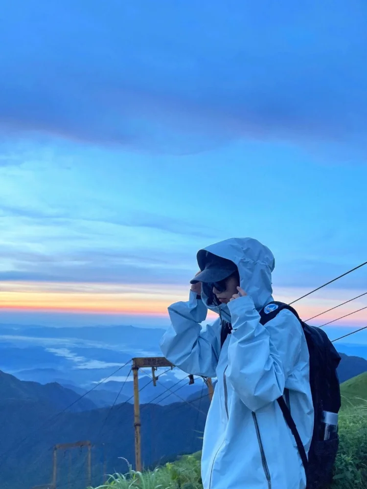 Arc'teryx Alpha SV Hooded Shell Jacket