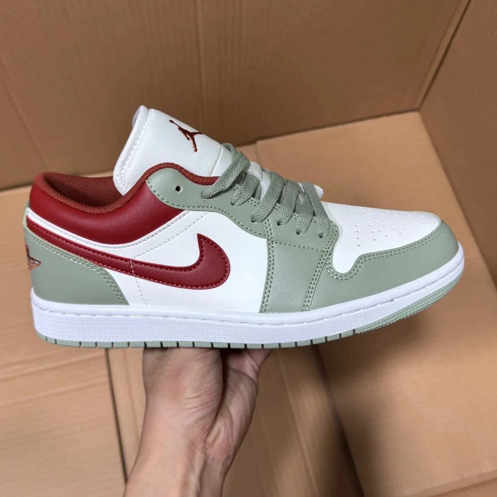 Nike Air Jordan 1 Low Sneakers