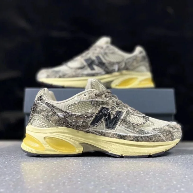 New Balance 9060 Running Shoes