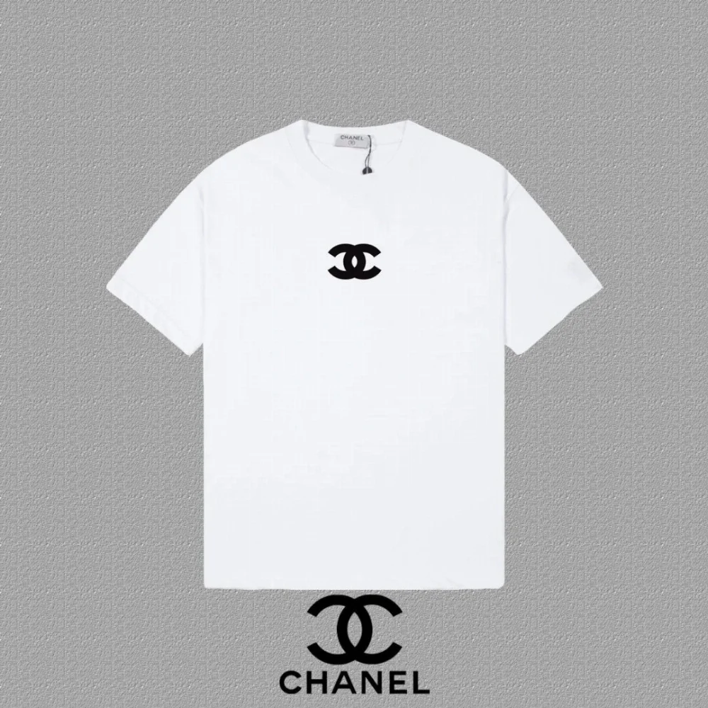 Chanel CC Logo Print T-Shirt