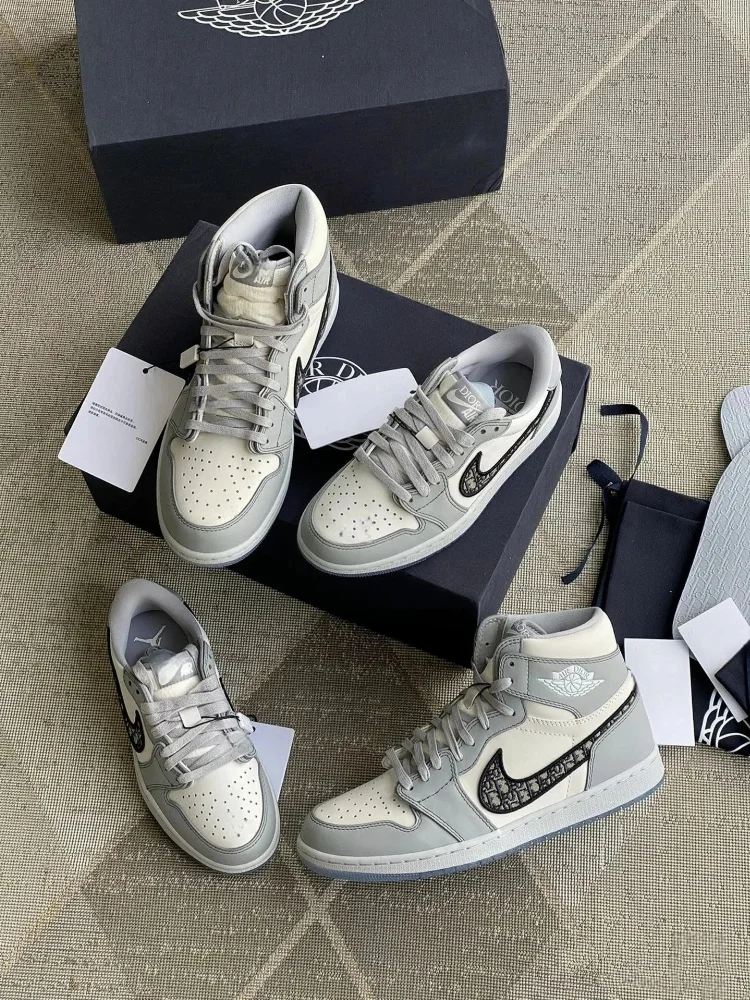 Nike Air Jordan 1 Retro Low OG Dior Sneakers