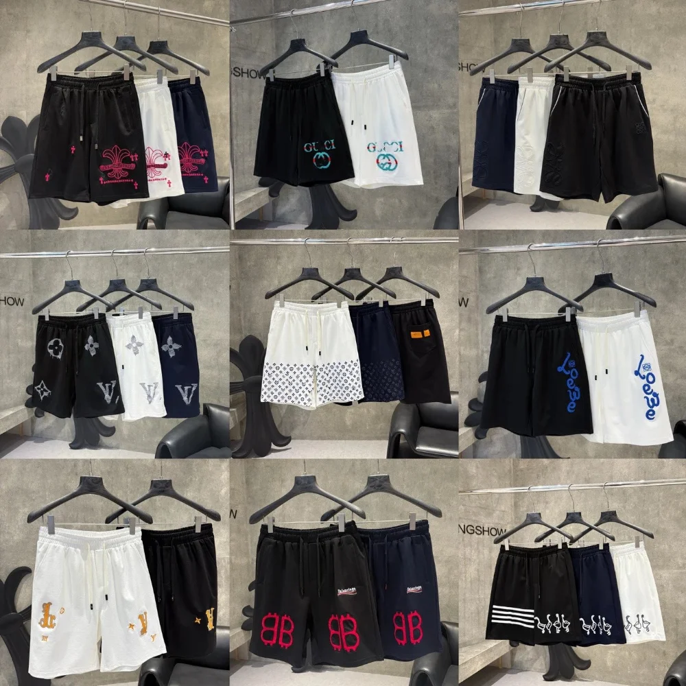 Gucci Floral Embroidered Shorts