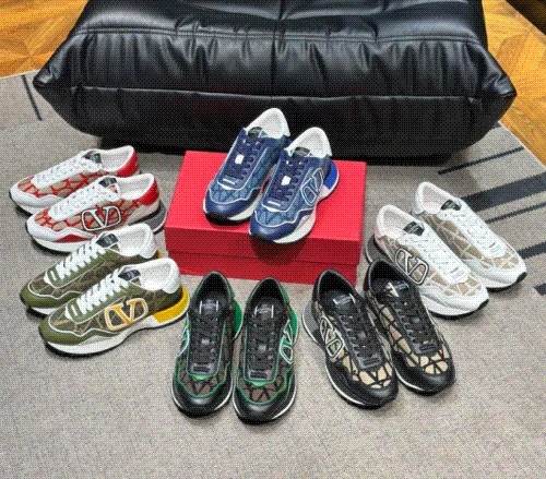 Valentino VLogo Sneakers