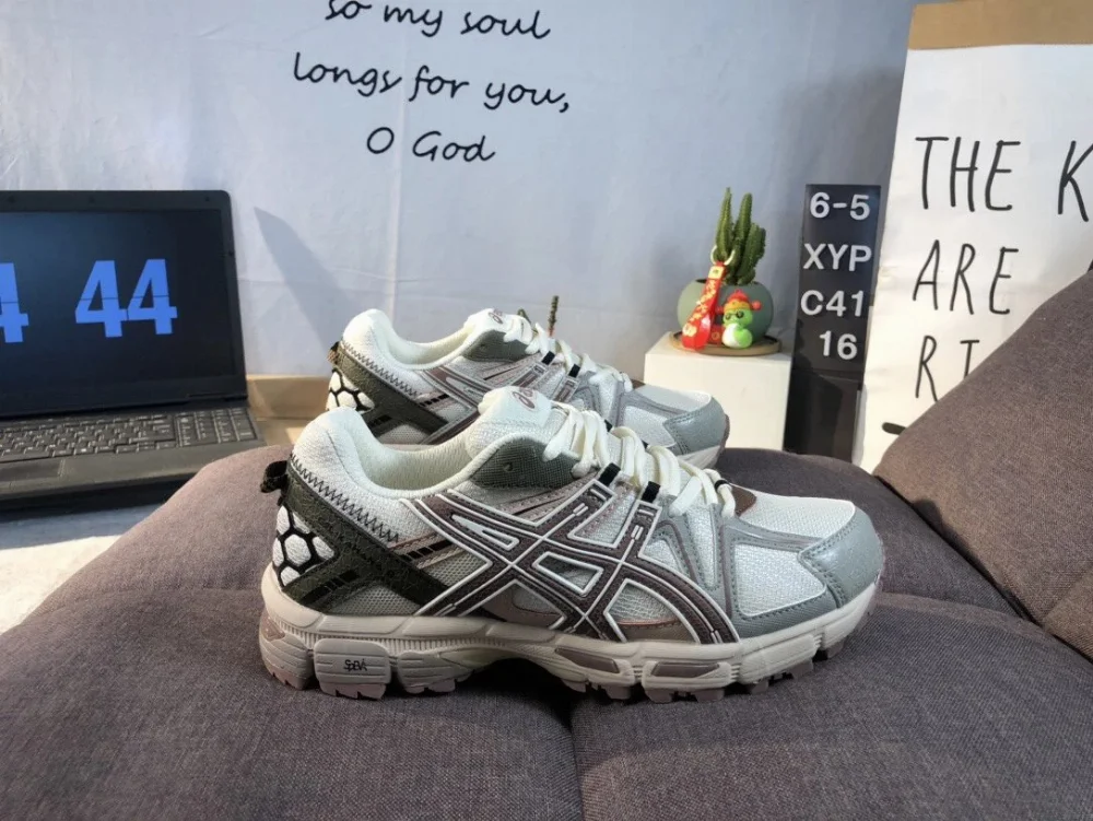 ASICS Gel-Kayano 14 Running Shoes