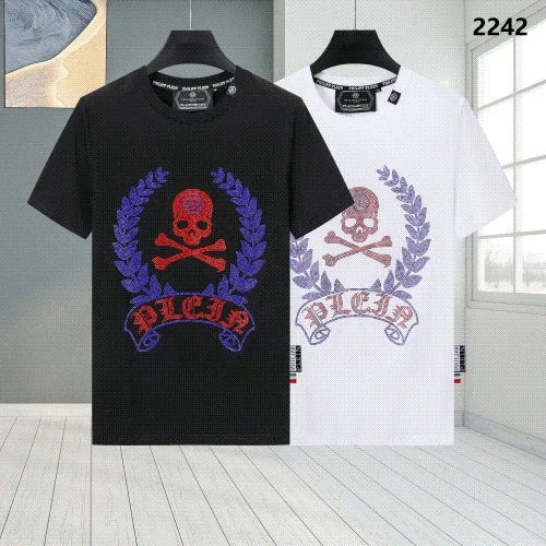 Pleca Skull and Crossbones Laurel Wreath Graphic T-Shirt