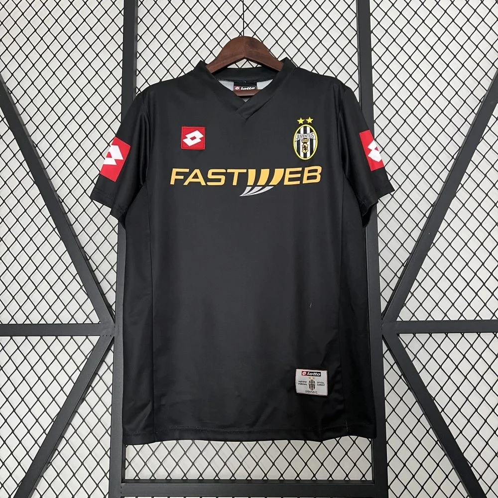 Lotto Juventus Third Kit 2011-12 Soccer Jersey
