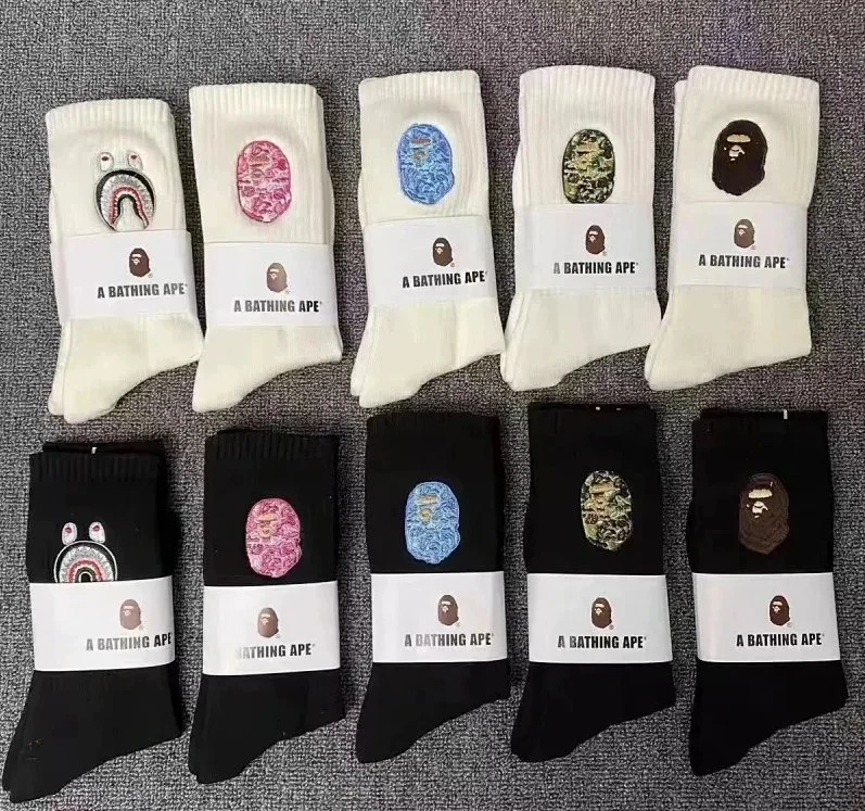 A BATHING APE Camouflage and Graphic Logo Socks