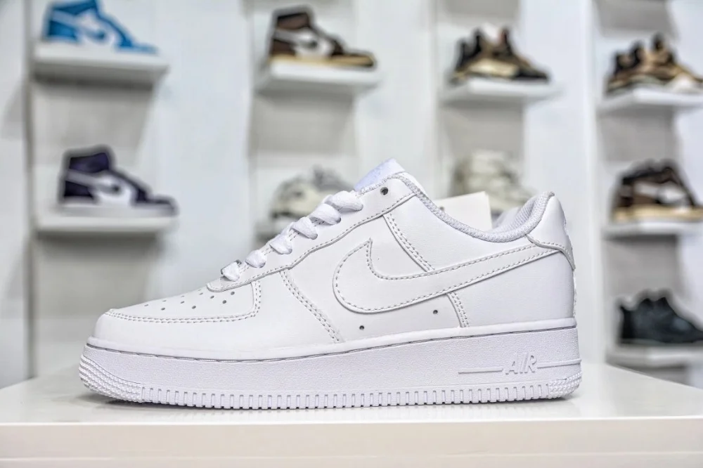 Nike Air Force 1 Low-Top Sneakers