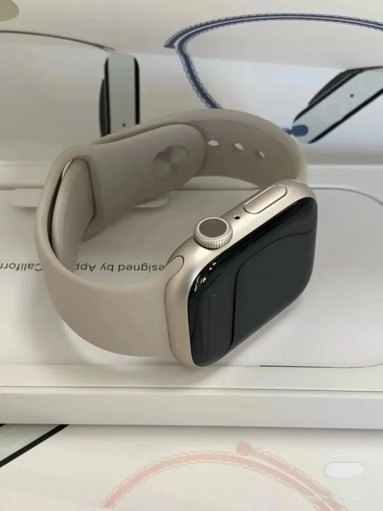 Apple Series 9 or 10 Smart Watch