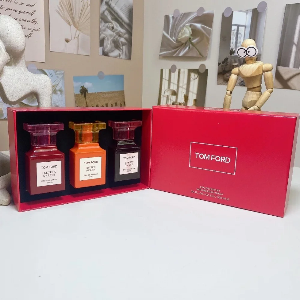 Catalog reference for Tom Ford Electric Cherry Bitter Peach Cherry Smoke Set Perfume Gift Set