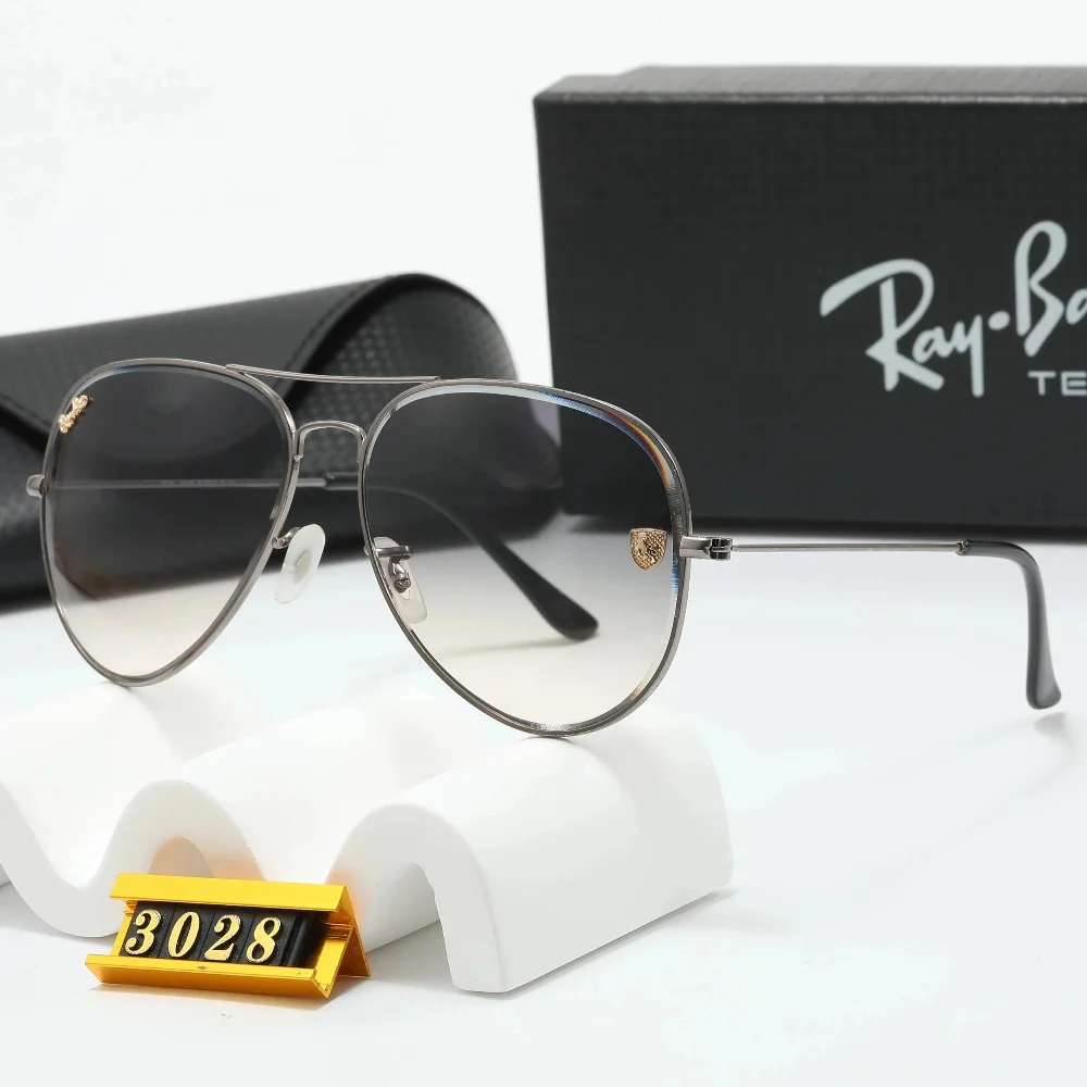 Ray-Ban Aviator Sunglasses