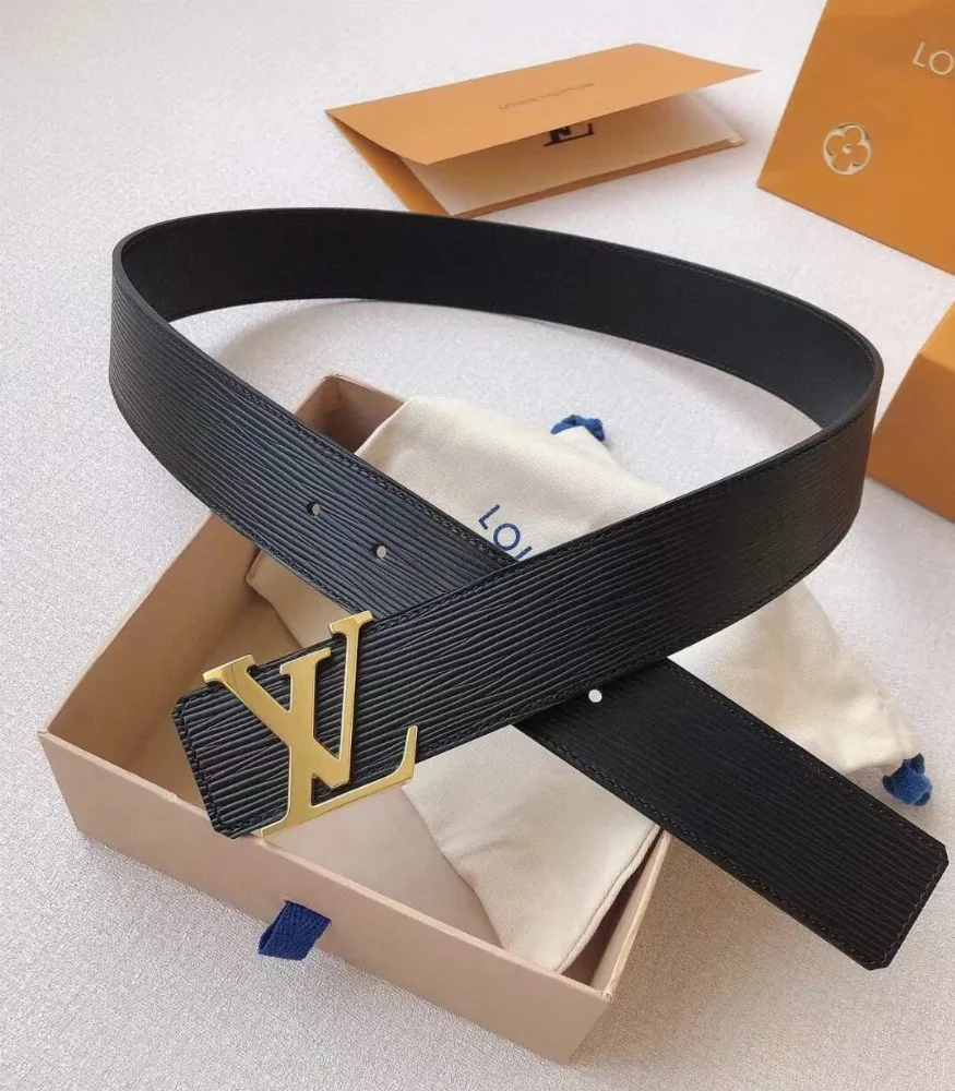 Louis Vuitton LV Initials Buckle Belt