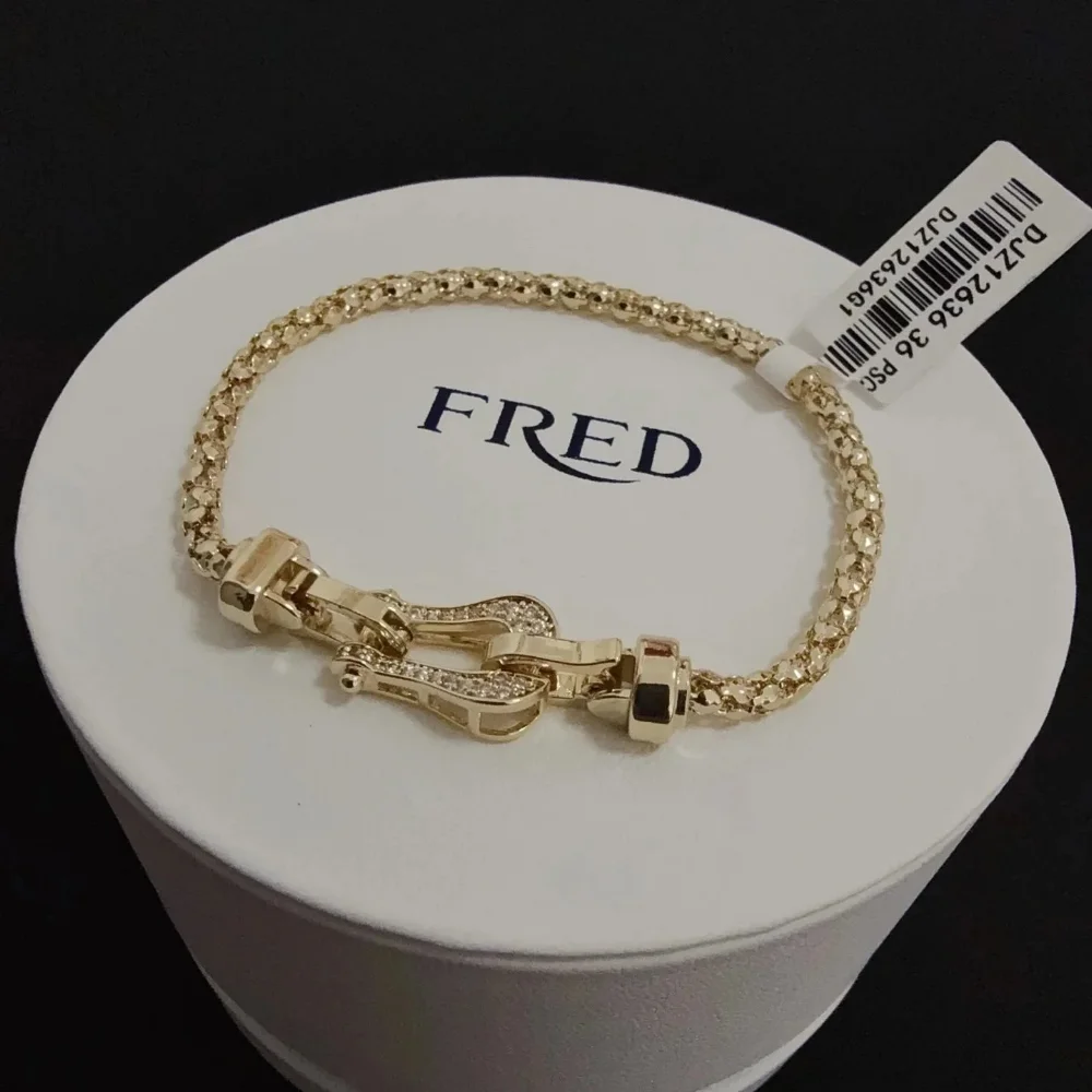 FRED Horseshoe Clasp Bracelet