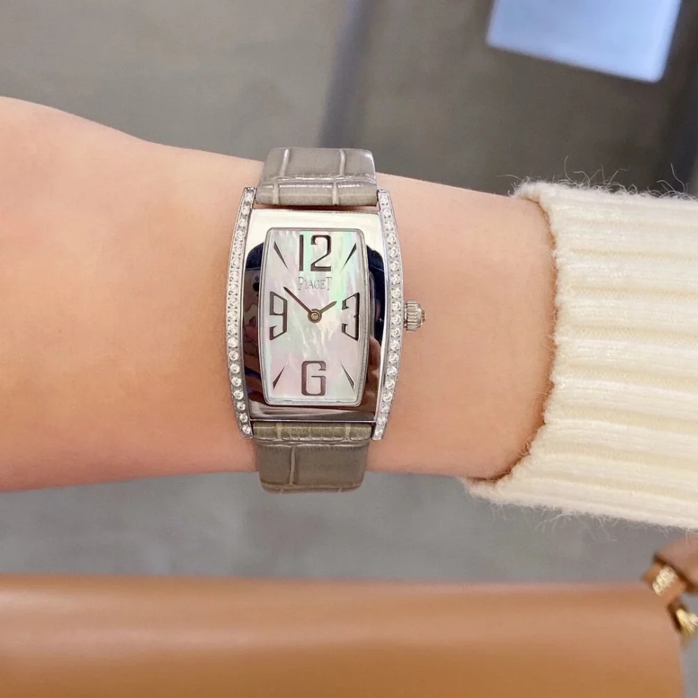 Piaget Emperador Coussin Wristwatch