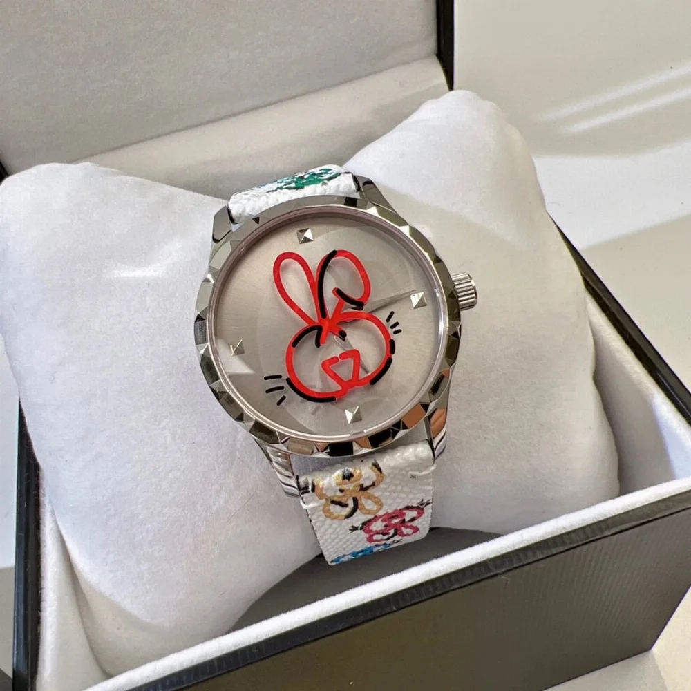 Gucci Rabbit Motif Wristwatch